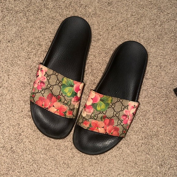 Gucci Shoes Gucci Bloom Slides Poshmark